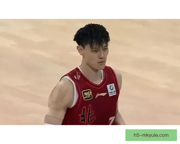北京男篮伤情更新 曾凡博雷蒙均受伤